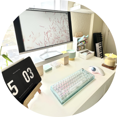 About Pond & Pebble Productivity Tips, Aesthetic Desk Setups and Digital Planners